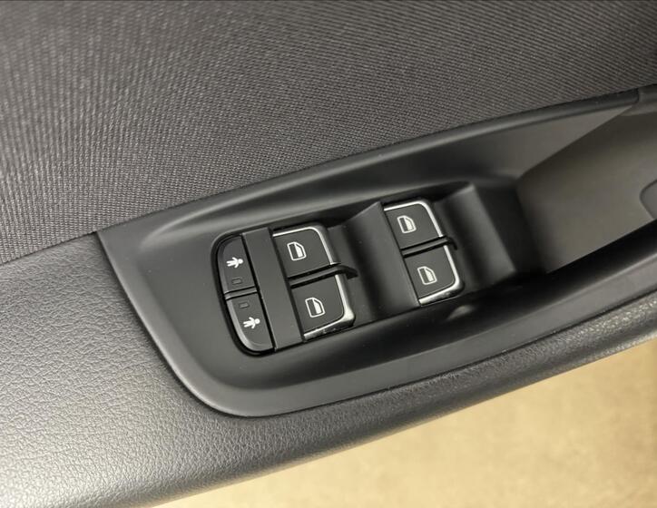Audi A6 34
