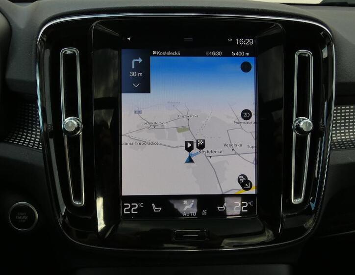 Volvo XC40 14