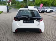 Toyota Yaris 5
