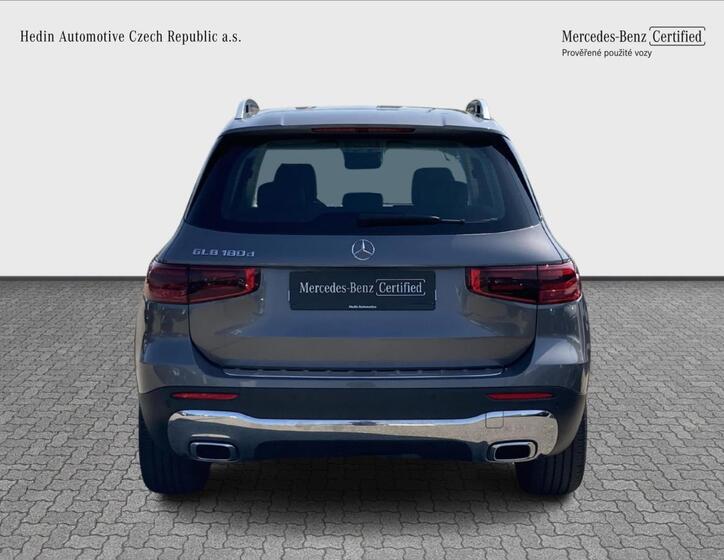 Mercedes-Benz GLB 4