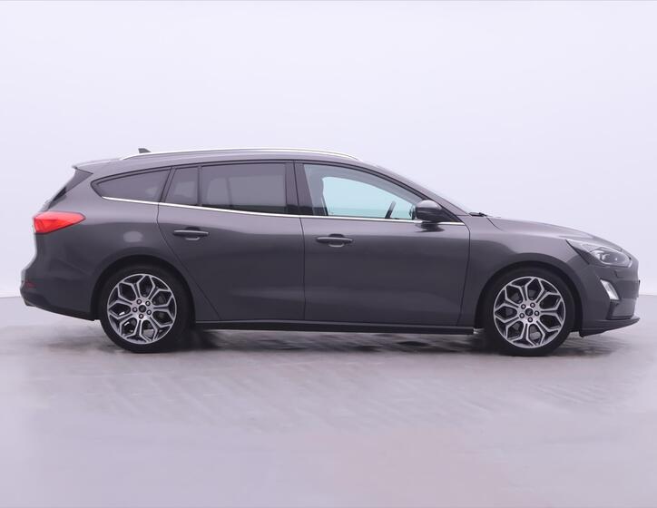 Ford Focus 8