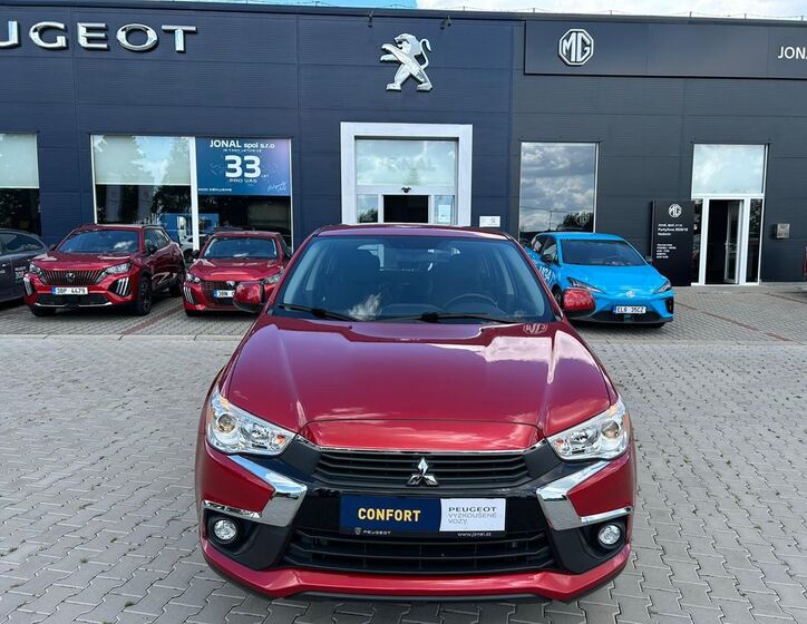 Mitsubishi ASX 11