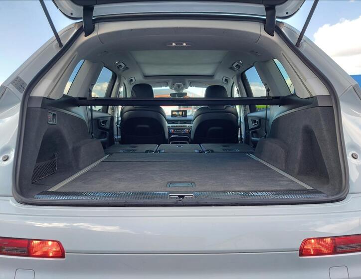 Audi Q7 19