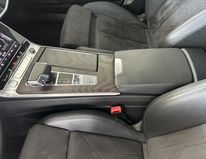 Audi A6 30