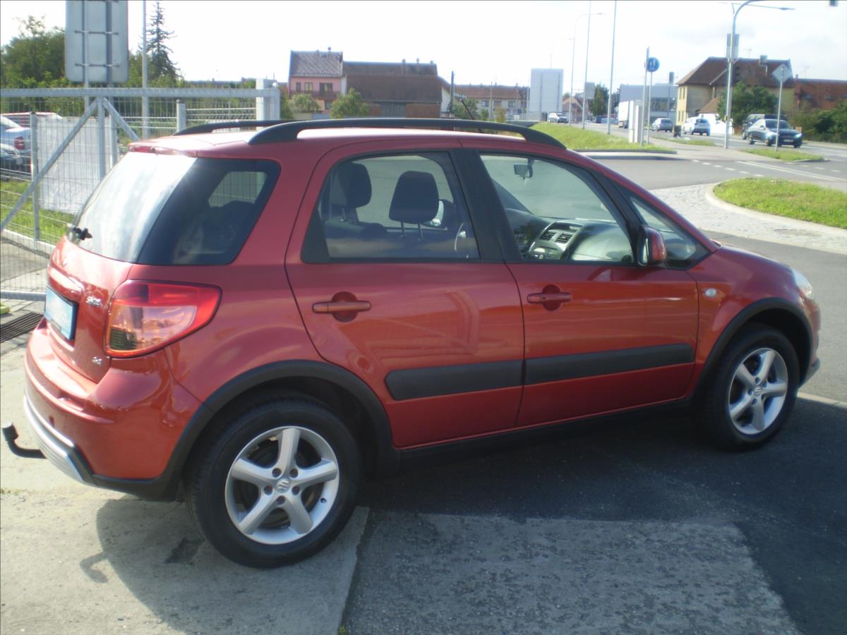 Suzuki SX4
