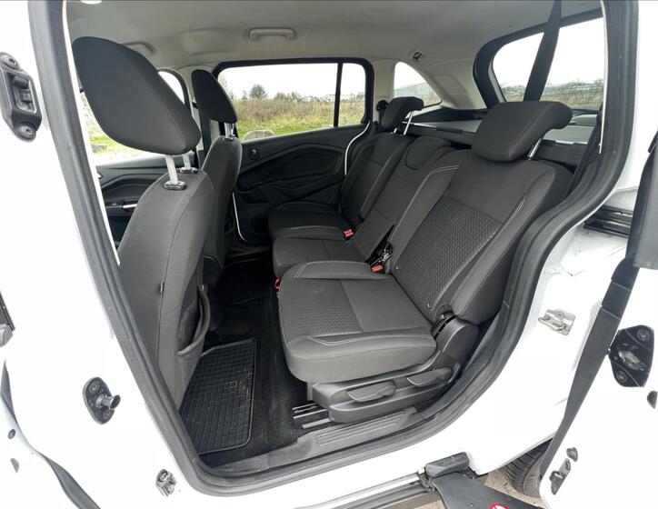 Ford Grand C-MAX 24