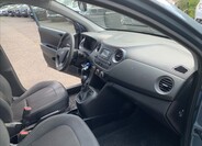 Hyundai i10 12
