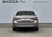 Škoda Superb 16