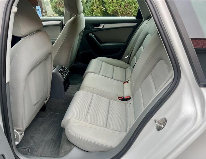 Audi A4 12