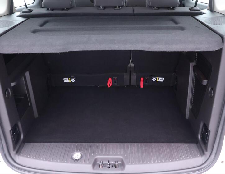 Ford Tourneo Courier 10