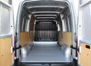 Nissan NV400 23
