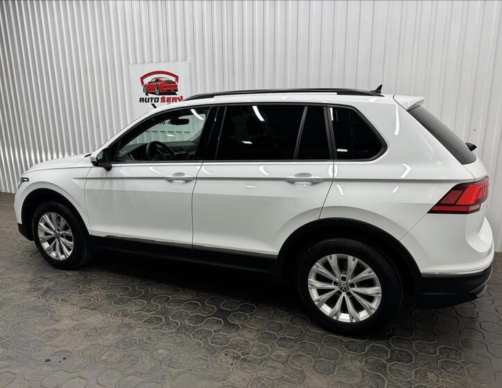 Volkswagen Tiguan 5