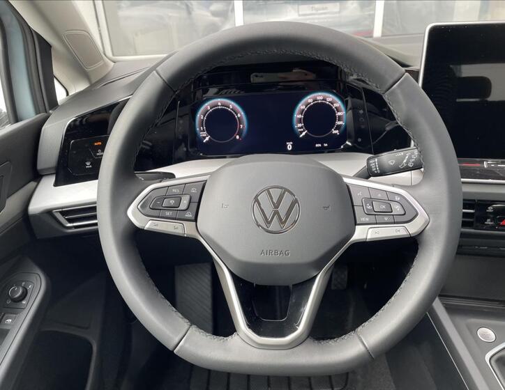 Volkswagen Golf 13