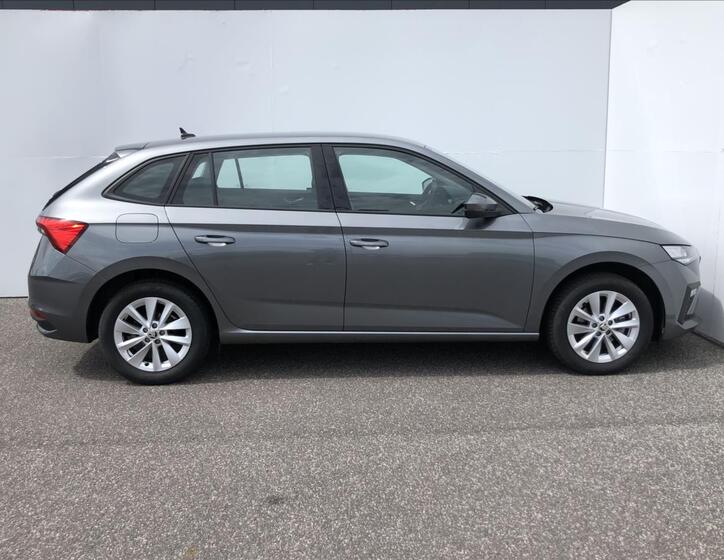 Škoda Scala 10