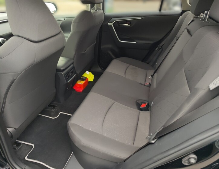 Toyota RAV4 7