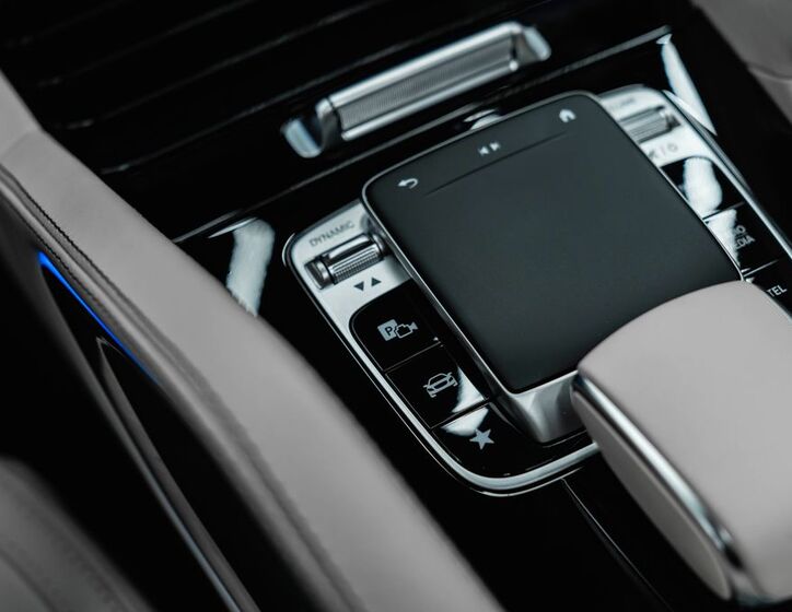 Mercedes-Benz GLE 9