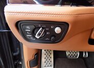 Bentley Bentayga 26
