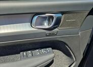 Volvo XC40 15