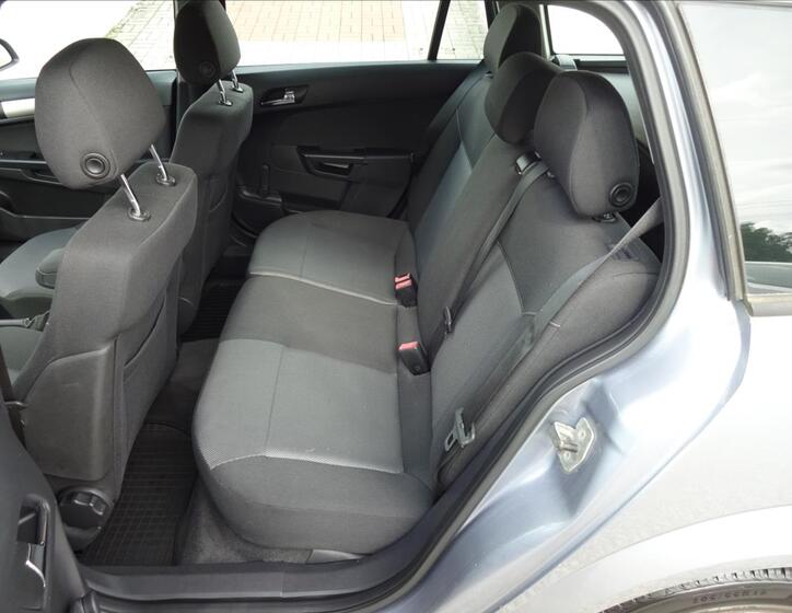 Opel Astra 20