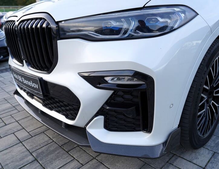 BMW X7 14