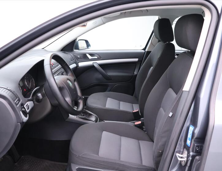 Škoda Octavia 12