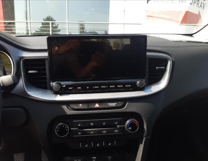 KIA Ceed 13