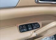 Porsche Cayenne 15