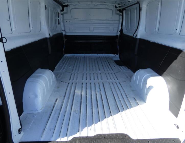 Renault Trafic 26