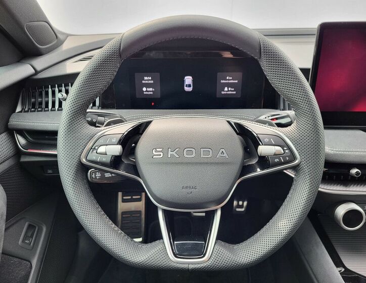 Škoda Superb 13