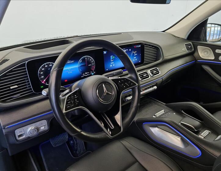 Mercedes-Benz GLE 9