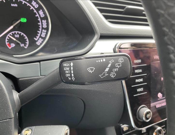 Škoda Superb 27