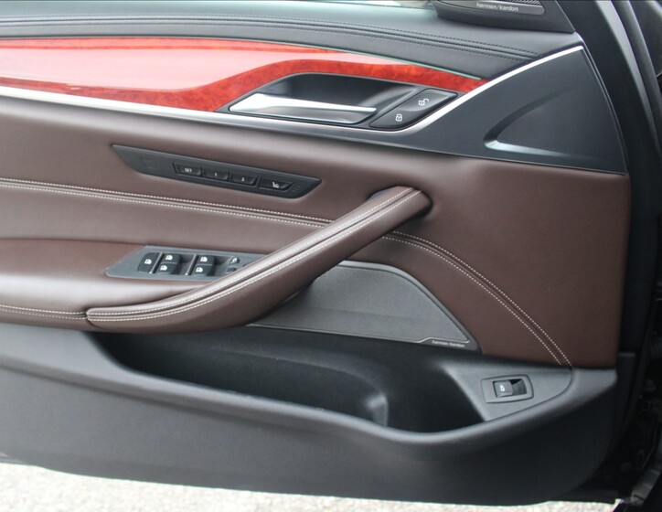Alpina D5 34