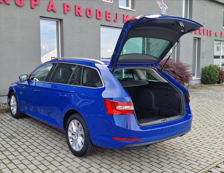 Škoda Superb 42