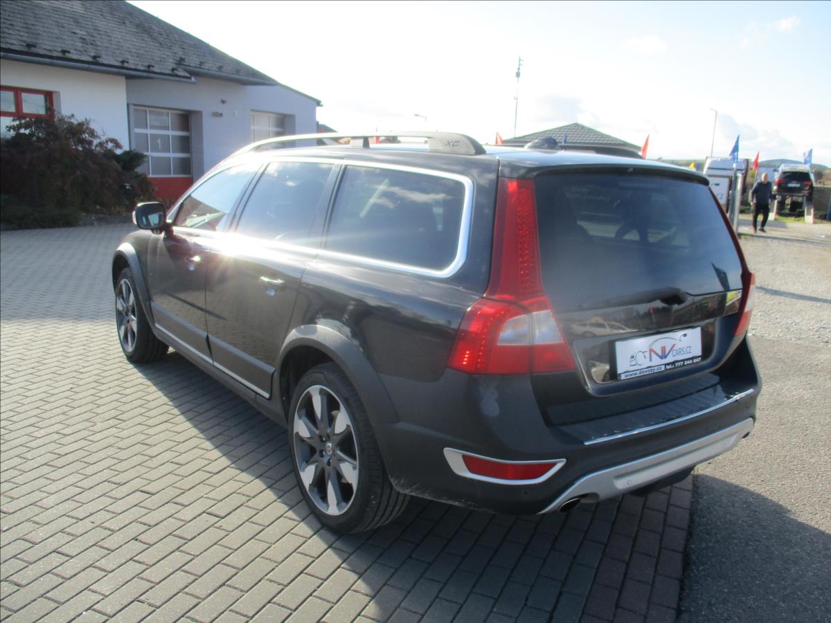Volvo XC70