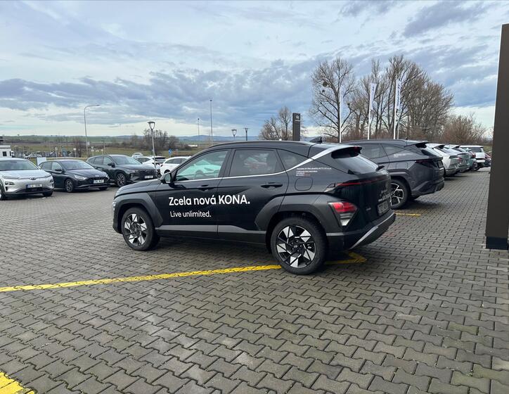 Hyundai Kona 3