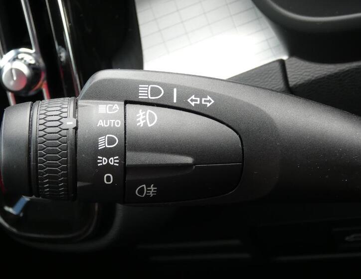Volvo XC40 10