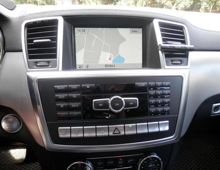 Mercedes-Benz GL 22
