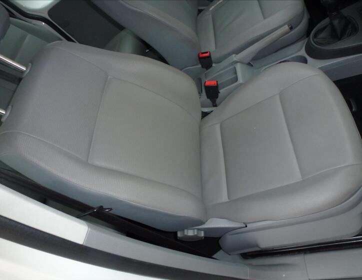 Volkswagen Caddy 25