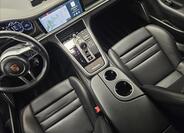 Porsche Panamera 41