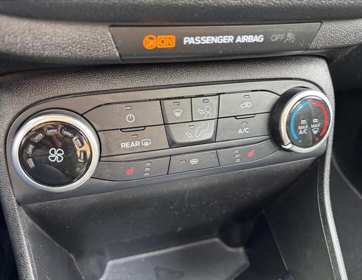 Ford Fiesta 27