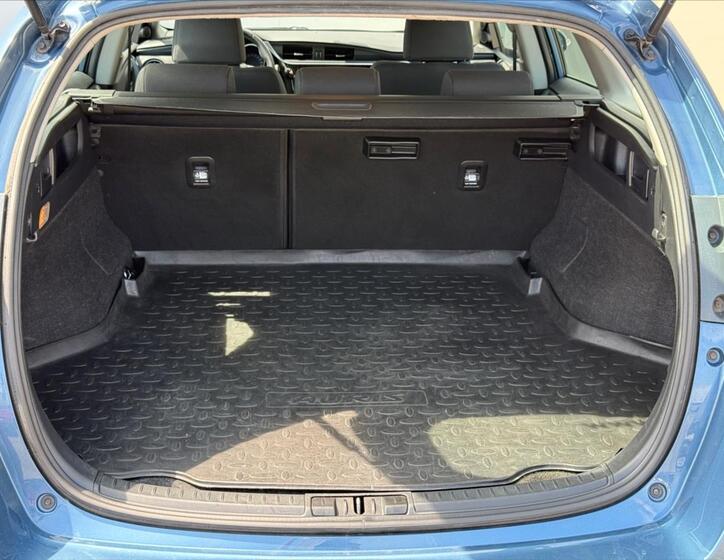 Toyota Auris 20