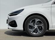 Hyundai i30 19