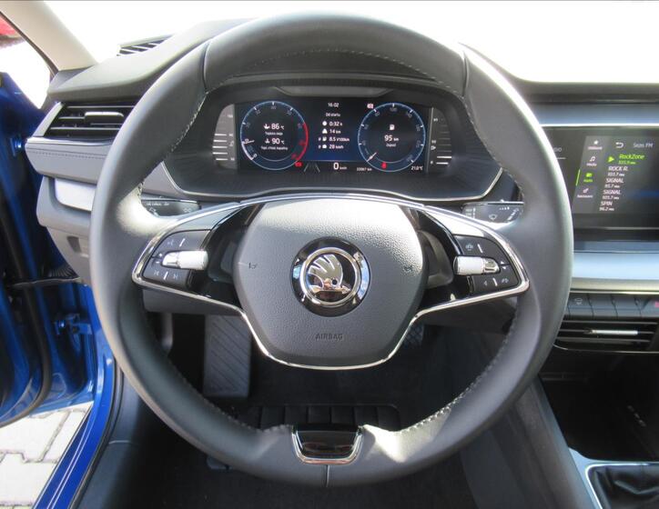 Škoda Octavia 14