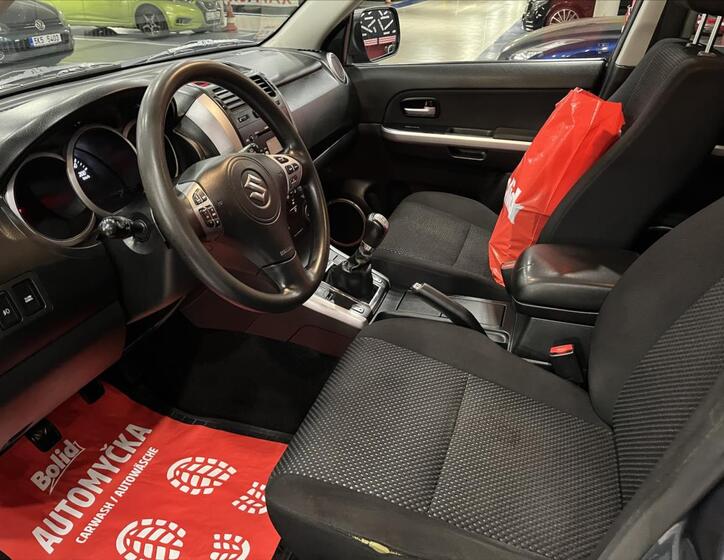Suzuki Grand Vitara 22