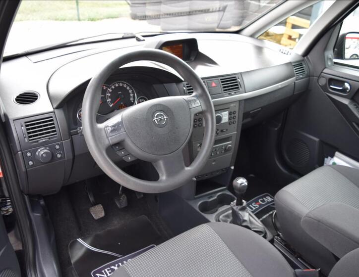 Opel Meriva 16