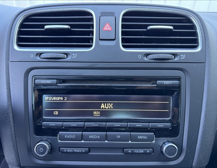 Volkswagen Golf 42