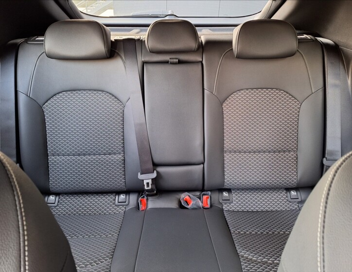 KIA XCeed 14