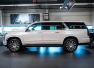 Cadillac Escalade 2