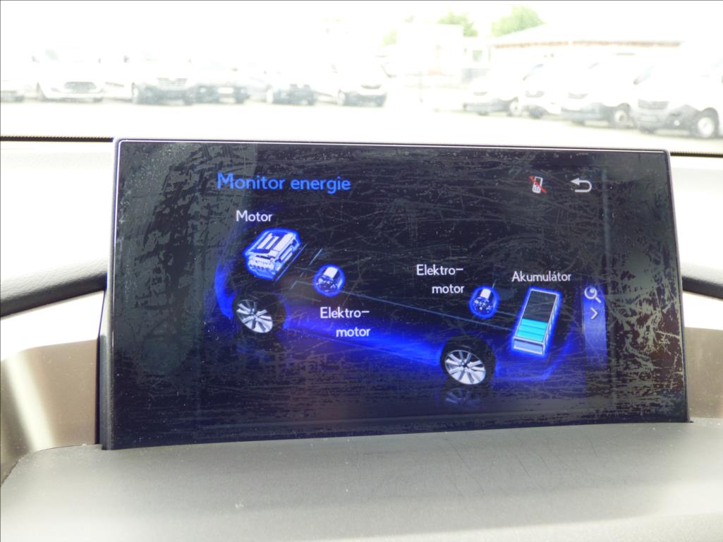 Lexus NX 300h