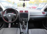 Volkswagen Golf 11